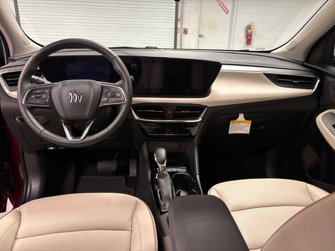 Used 2025 Buick Encore GX Avenir w/ Avenir Technology Package image 28
