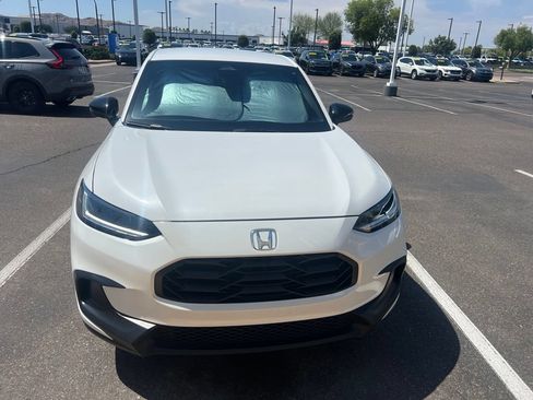 Certified 2024 Honda HR-V Sport image 9