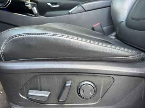 Used 2022 Hyundai Tucson SEL w/ Convenience + Premium Package FWD image 14