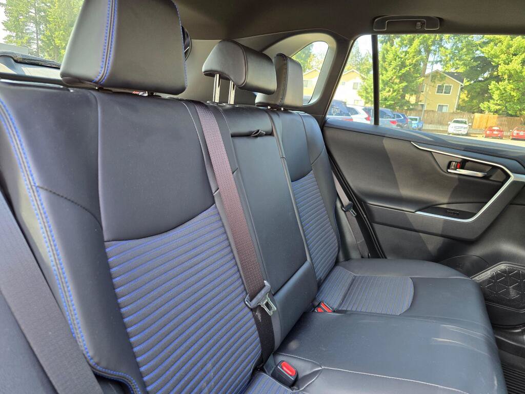 Used 2024 Toyota RAV4 XSE w/ Advanced Technology Package AWD/4WD image 7