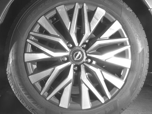 Used 2025 Nissan Altima 2.5 SV FWD image 17