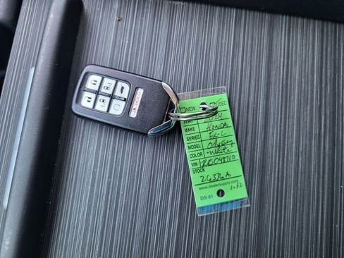 Used 2024 Honda Odyssey EX-L image 13