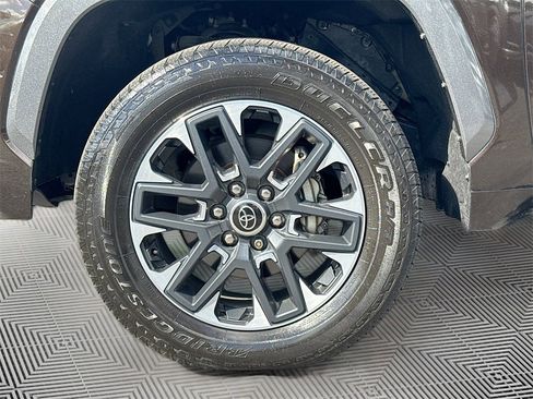 Used 2023 Toyota Tundra Limited w/ Power Package image 32