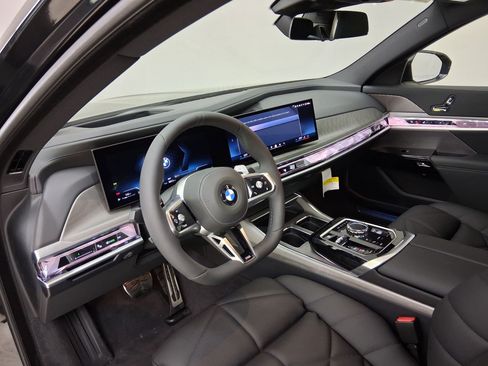 New 2026 BMW 740i 740i w/ Premium Package image 2