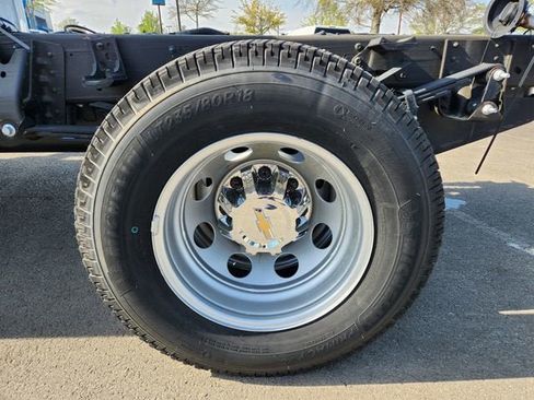 New 2025 Chevrolet Silverado 3500 W/T RWD image 12