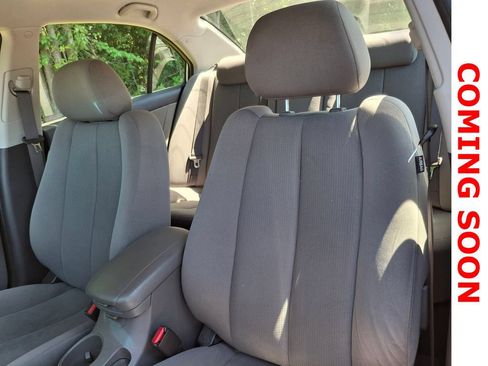Used 2010 Hyundai Sonata GLS FWD image 11
