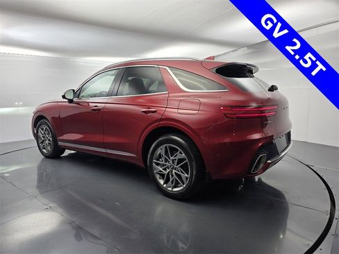 Used 2023 Genesis GV70 2.5T w/ Advanced Package image 6