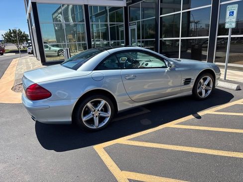 Used 2004 Mercedes-Benz SL 500 image 4