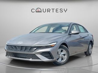 New 2026 Hyundai Elantra SE 360° Tour