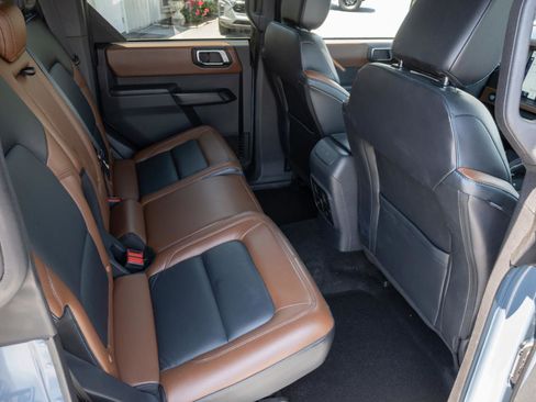 Used 2024 Ford Bronco Outer Banks AWD/4WD image 49