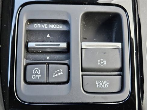 Used 2023 Honda Pilot Touring image 22