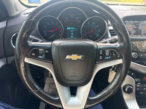 Used 2014 Chevrolet Cruze LT FWD image 19