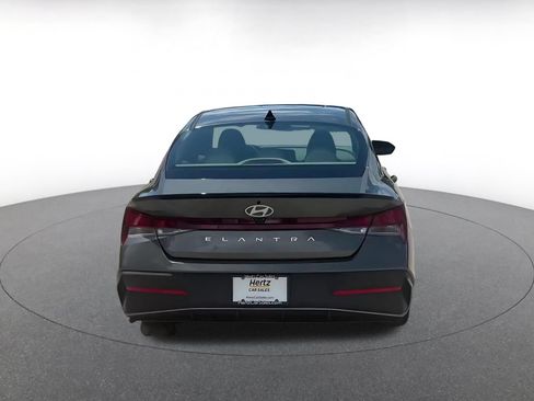Used 2026 Hyundai Elantra Sport FWD image 12