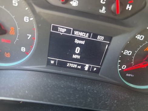 Used 2023 Chevrolet Traverse LS FWD image 5