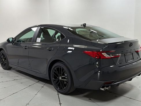 New 2026 Toyota Camry SE image 7