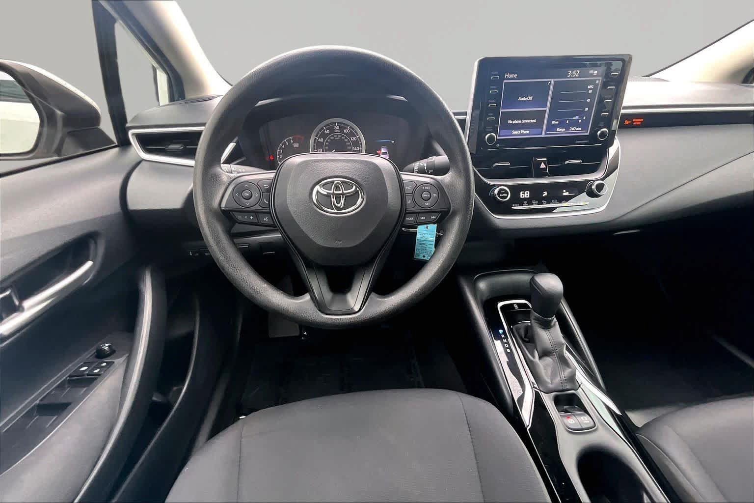 Certified 2021 Toyota Corolla LE FWD image 6