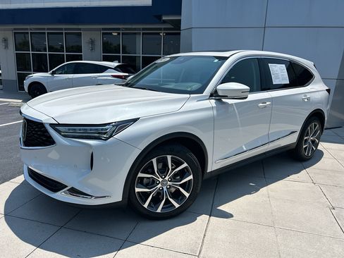 Certified 2024 Acura MDX FWD w/ Technology Package image 3
