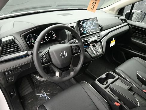 New 2026 Honda Odyssey Elite image 16