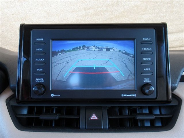 Used 2021 Toyota RAV4 LE FWD image 24