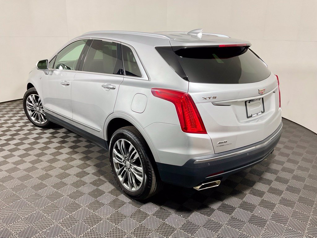 Used 2017 Cadillac XT5 Premium Luxury w/ LPO, Wheel Lock Package AWD/4WD image 14