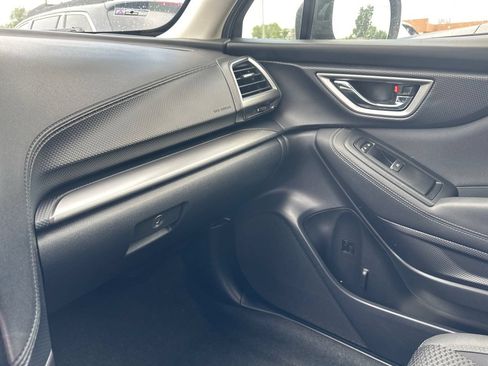 Used 2020 Subaru Forester Premium AWD/4WD image 35