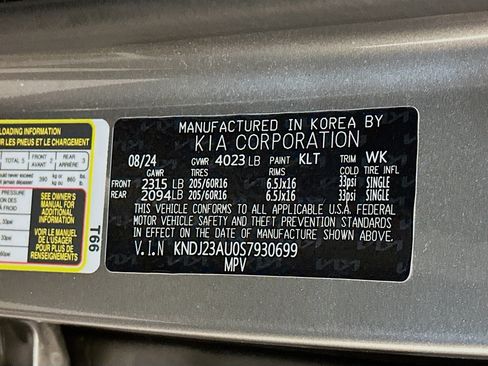 Used 2025 Kia Soul LX w/ LX Technology Package FWD image 12