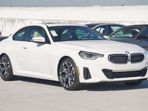 New 2026 BMW 230i Coupe w/ Premium Package image 3