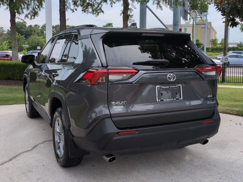 Certified 2024 Toyota RAV4 XLE w/ Convenience Package FWD image 8
