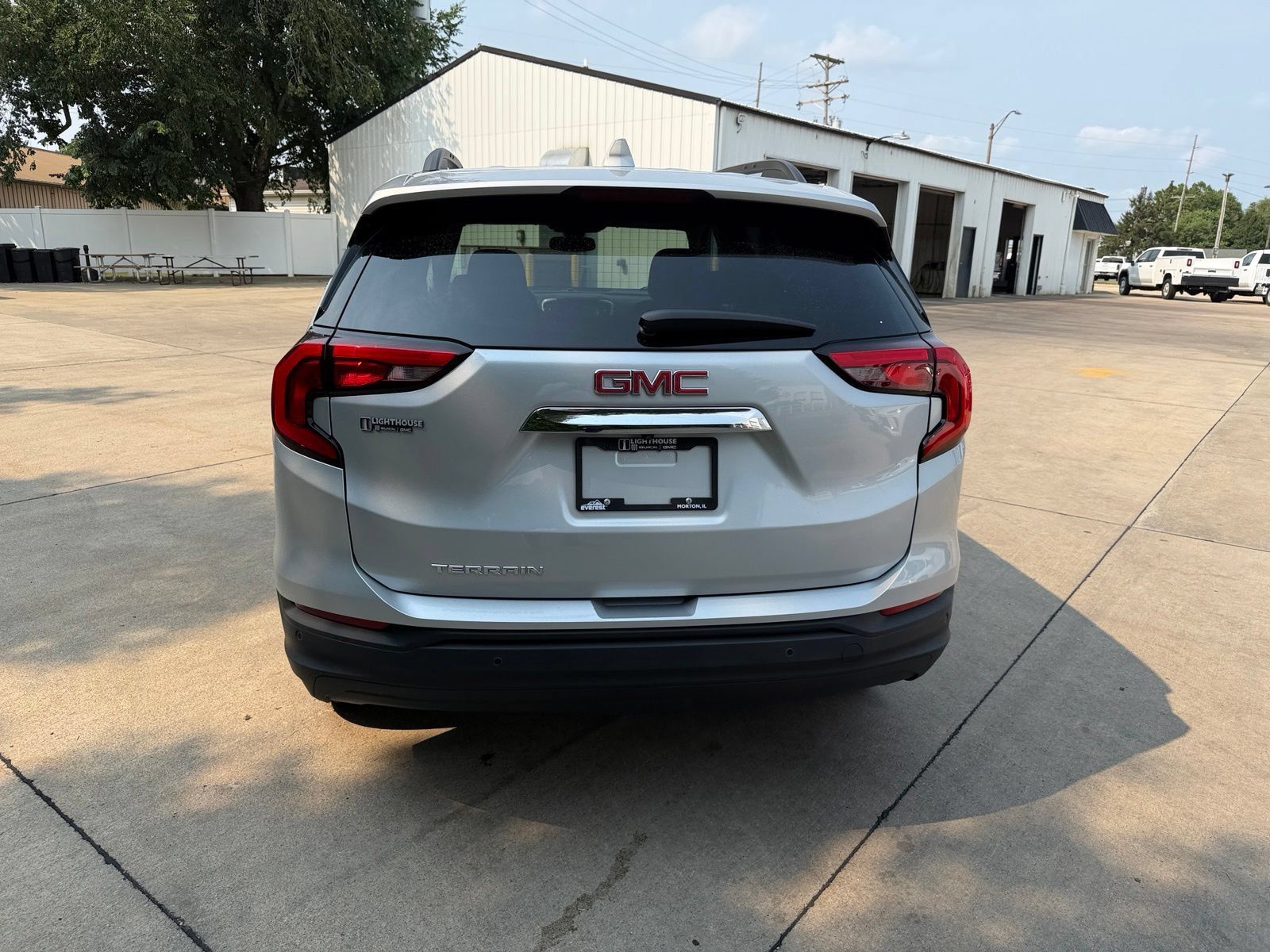 Used 2020 GMC Terrain SLE w/ Driver Convenience Package FWD image 29