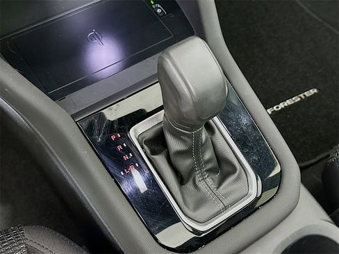 Used 2025 Subaru Forester Premium w/ Convenience Package #2 image 22