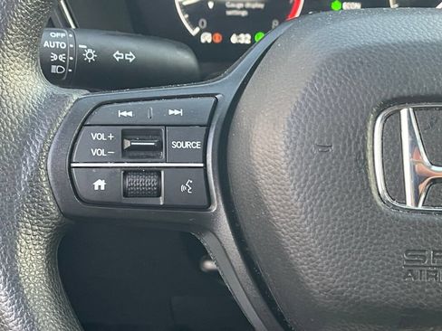 Used 2025 Honda CR-V EX image 17