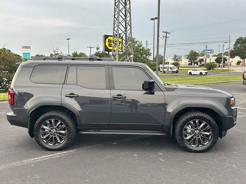 Used 2026 Toyota Land Cruiser w/ Premium Package AWD/4WD image 2
