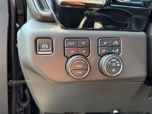 Certified 2024 Chevrolet Silverado 1500 LT Trail Boss w/ Convenience Package II AWD/4WD image 18