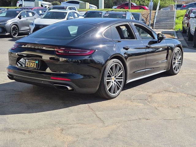Used 2018 Porsche Panamera image 5