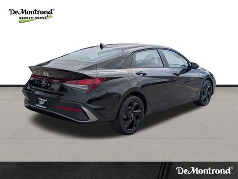 New 2026 Hyundai Elantra Sport FWD image 5