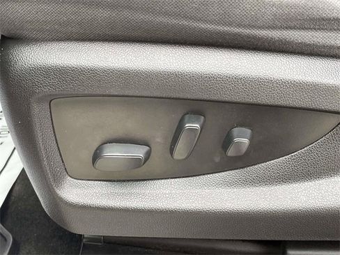 Used 2018 Chevrolet Silverado 1500 LT w/ All Star Edition image 16