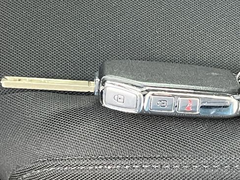 Used 2025 Kia Sportage LX image 22