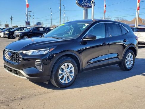 Used 2023 Ford Escape Active w/ Tech Pack #2 image 3