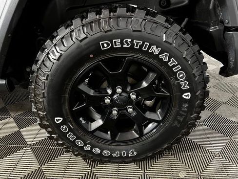 Used 2023 Jeep Wrangler Willys image 25