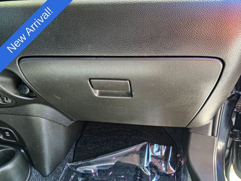 Used 2011 Nissan Cube 1.8 S Krom Edition w/ Interior Designer Pkg FWD image 17
