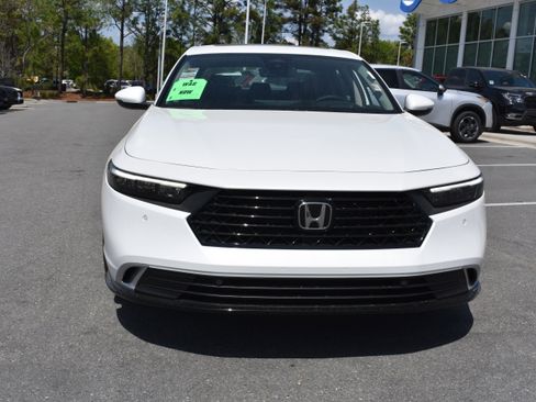 New 2026 Honda Accord Touring image 4