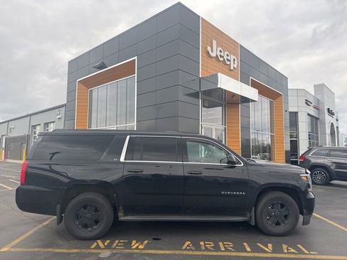 Used 2017 Chevrolet Suburban LT AWD/4WD image 1