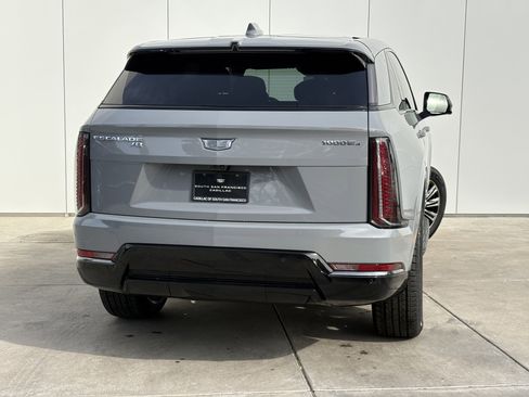 New 2026 Cadillac Escalade IQ Sport 1 w/ LPO, Floor Liner Package image 6