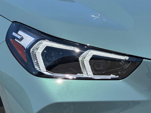 Used 2025 BMW X1 xDrive28i w/ Technology Package image 10