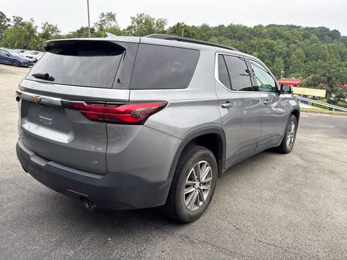Used 2023 Chevrolet Traverse LT AWD/4WD image 5