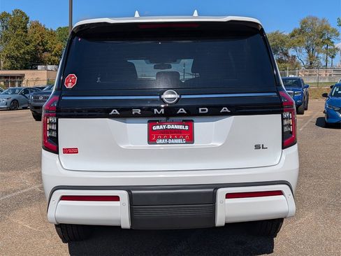 New 2026 Nissan Armada SL w/ Captain's Chari Seat Package image 4
