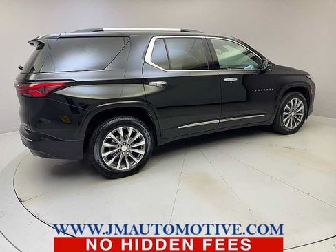 Used 2022 Chevrolet Traverse Premier AWD/4WD image 5