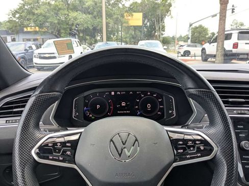 Used 2022 Volkswagen Tiguan SEL R-Line AWD/4WD image 42