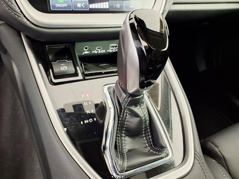 Certified 2025 Subaru Outback Limited image 22