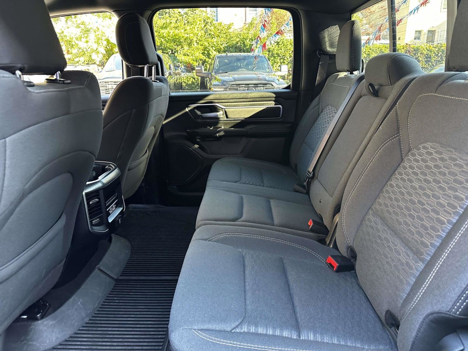 Used 2025 RAM 1500 Big Horn AWD/4WD image 17